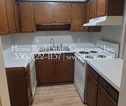 5th image of 1433 Brookwood Dr APT C