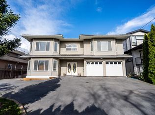 319 Lawrence St, New Westminster, BC V3M5L3