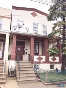 237 Washington Pl, Cliffside Park, NJ, 07010