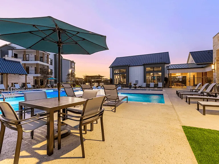 East Vue Ranch Apartments — Photo 6