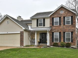 177 Keystone Farm Dr, Ballwin, MO 63021