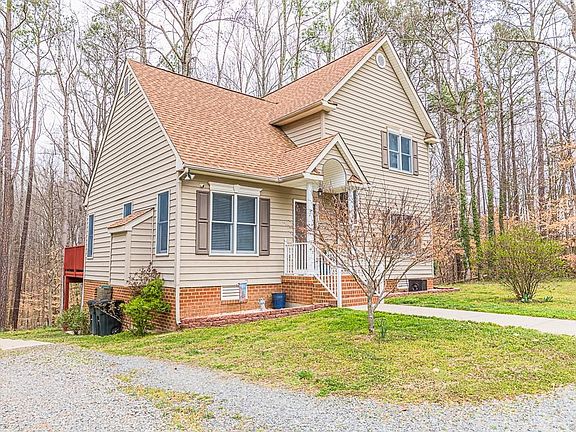 5th image of 15994 Academy Farm Ln