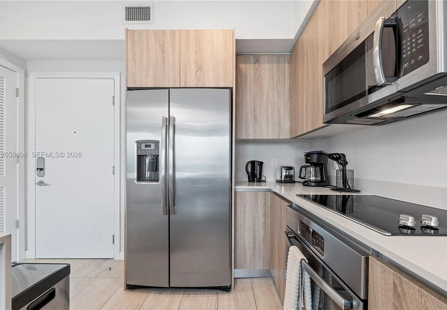 Quadro Condo — Photo 4