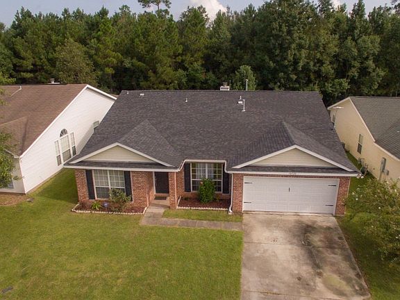 3rd image of 10520 Steeplechase Dr
