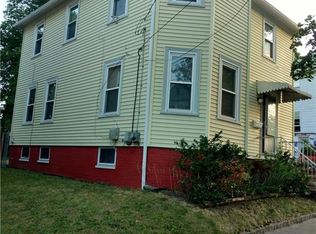 76 Beaufort St, Providence, RI 02908