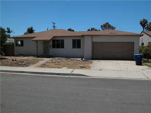 2nd image of 992 Vista Way