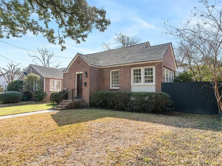 59 Beverly Rd — Photo 29