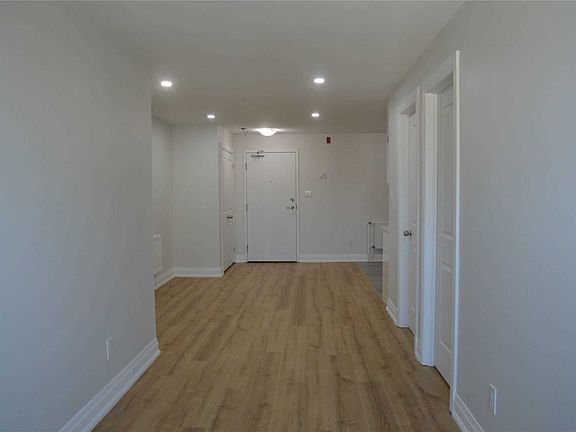 5th image of 2389 Saint Clair Ave W #101