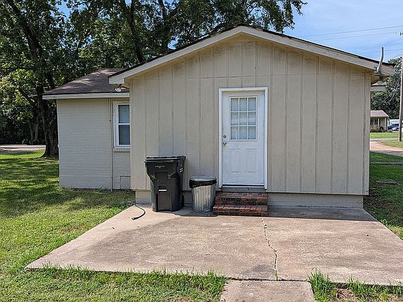 3rd image of 5254 Old Mayfield Rd
