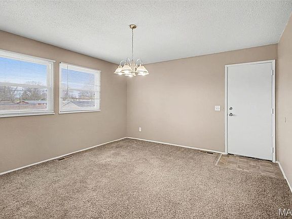 5th image of 4393 Caracalla Dr