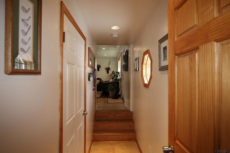 5th image of 367 E CAMPBELL RD