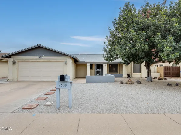 2609 N PLEASANT Drive, Chandler, AZ 85225