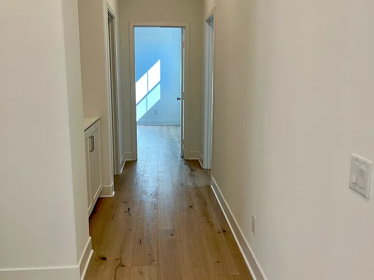 779 Edward Scholle Dr — Photo 16