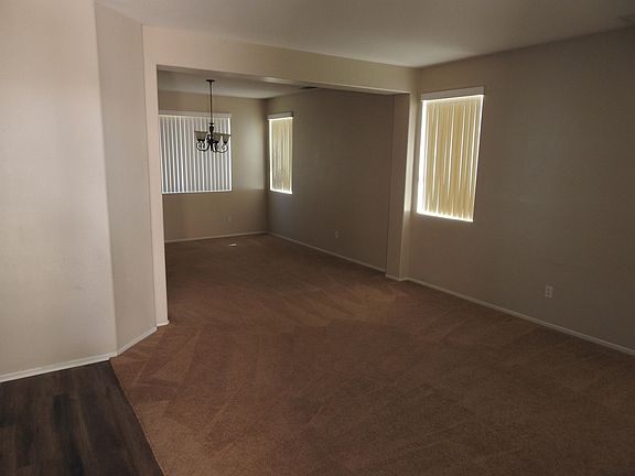 2nd image of 277 Solana St