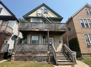 2370 S 18th St, Milwaukee, WI 53215