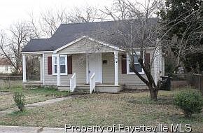 3rd image of 331 Lincoln Dr