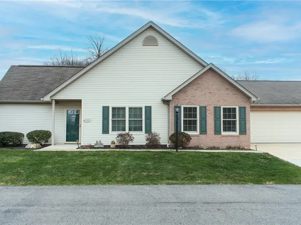 1061 Timberwood Dr, Beaver Falls, PA 15010