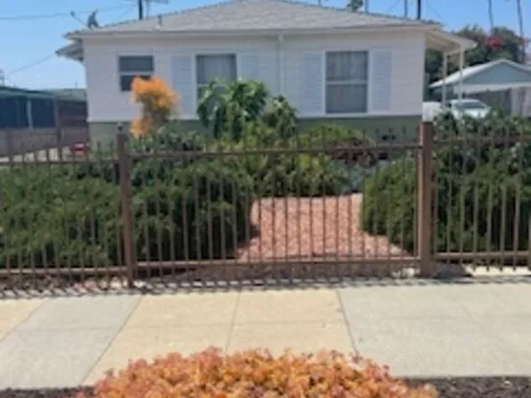 5743 S Harcourt Ave, Los Angeles, CA 90043