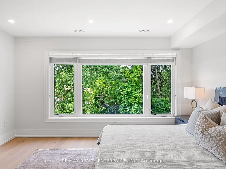 1362 Kenmuir Ave — Photo 27