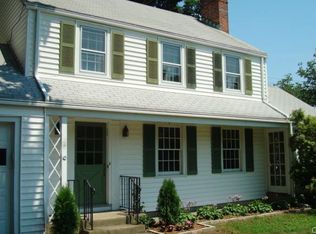 10 Overhill Rd, Fairfield, CT 06824