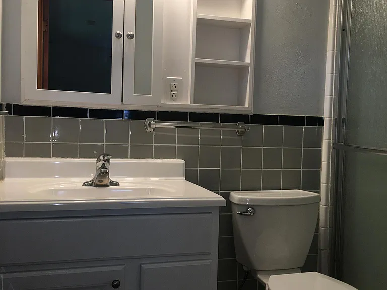 6044 Donnybrook Dr — Photo 10