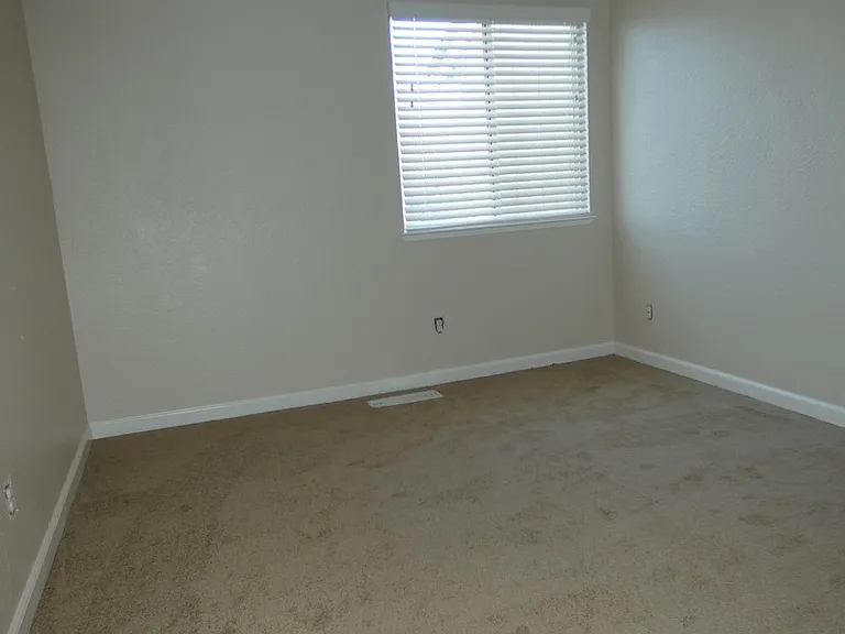 128 Arcadia Dr — Photo 11