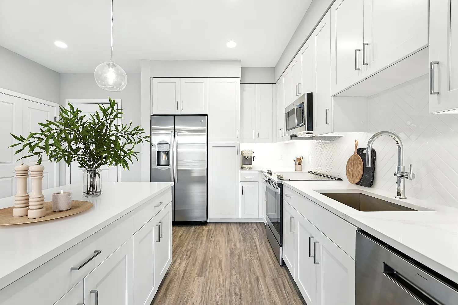 Coulter Place — Photo 3