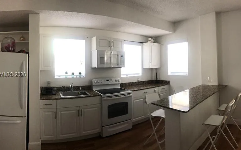 737 Jefferson Ave #103 — Photo 3