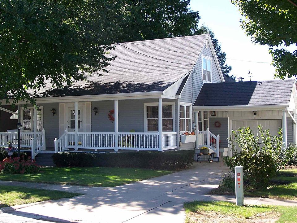 1st image of 503 9th St