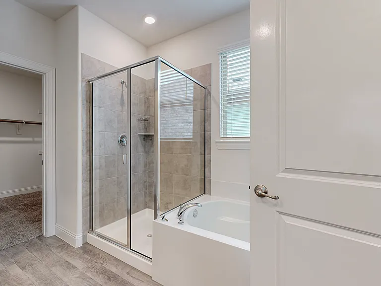 10925 Klondike Ln — Photo 23
