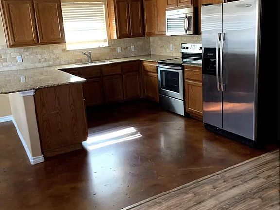 2nd image of 1010 N Main St N #1010