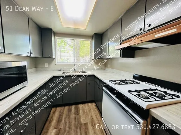 51 Dean Way APT E, Folsom, CA 95630