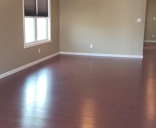 2nd image of 912 Jackalope Ct
