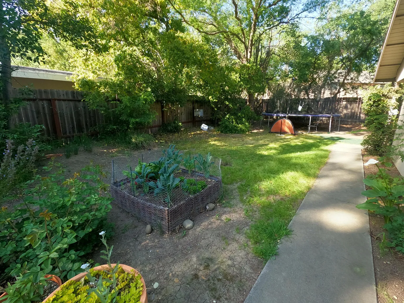 3 bed, $2,575 — Photo 4