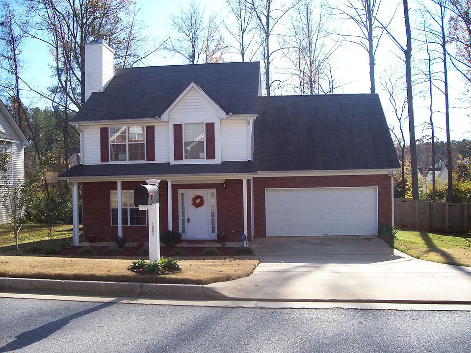 Gorgeous 2 Story Home