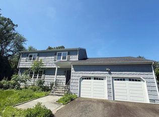 248 Oronoque Rd, Milford, CT 06461