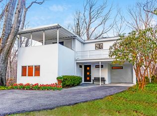 1 Glengary Rd, Croton On Hudson, NY 10520