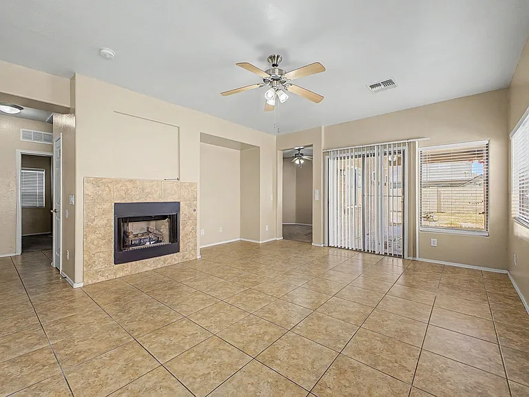 44290 W Neely Dr — Photo 12