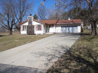 113 James Cir SE, Poplar Grove, IL 61065