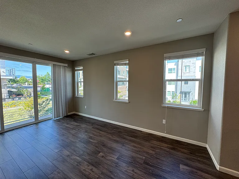 2954 Tony La Rosa Pl — Photo 8