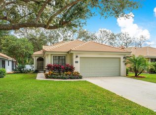 165 Sherwood Forest Dr, Delray Beach, FL 33445