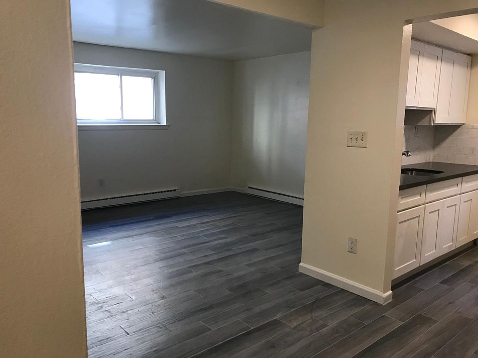Living Room & Kitchen