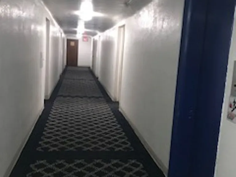 Harvin Apartments — Photo 41