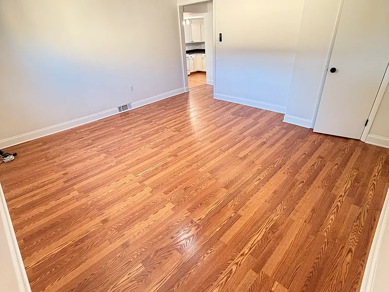 311 Chestnut St #2 — Photo 8