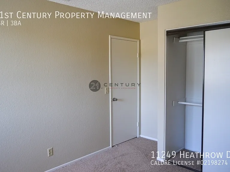 11249 Heathrow Dr — Photo 13