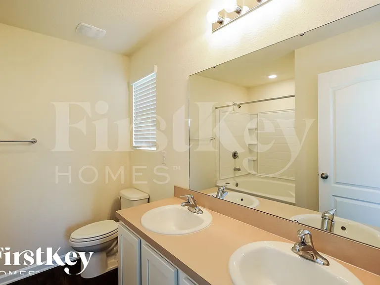 6919 Sandle Dr — Photo 10