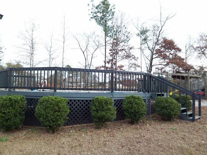 2nd image of 135 Helen Ln
