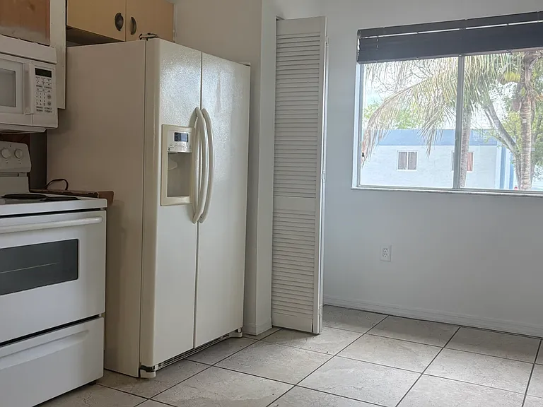 6425 SW 130th Pl #705 — Photo 8