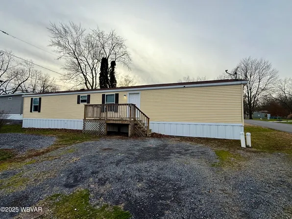 21 Tree Line Ln, Avis, PA 17721
