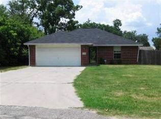 4009 12th St, Port Arthur, TX 77642